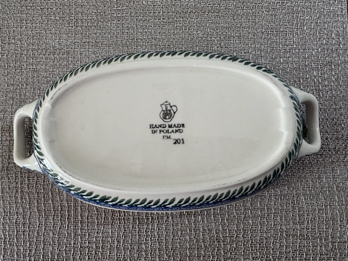Ceramika Artystyczna – Bolesławiec Hand Made Polish Pottery - Oval Casserole / Au Gratin Baker with Handles – 8 Oz Capacity