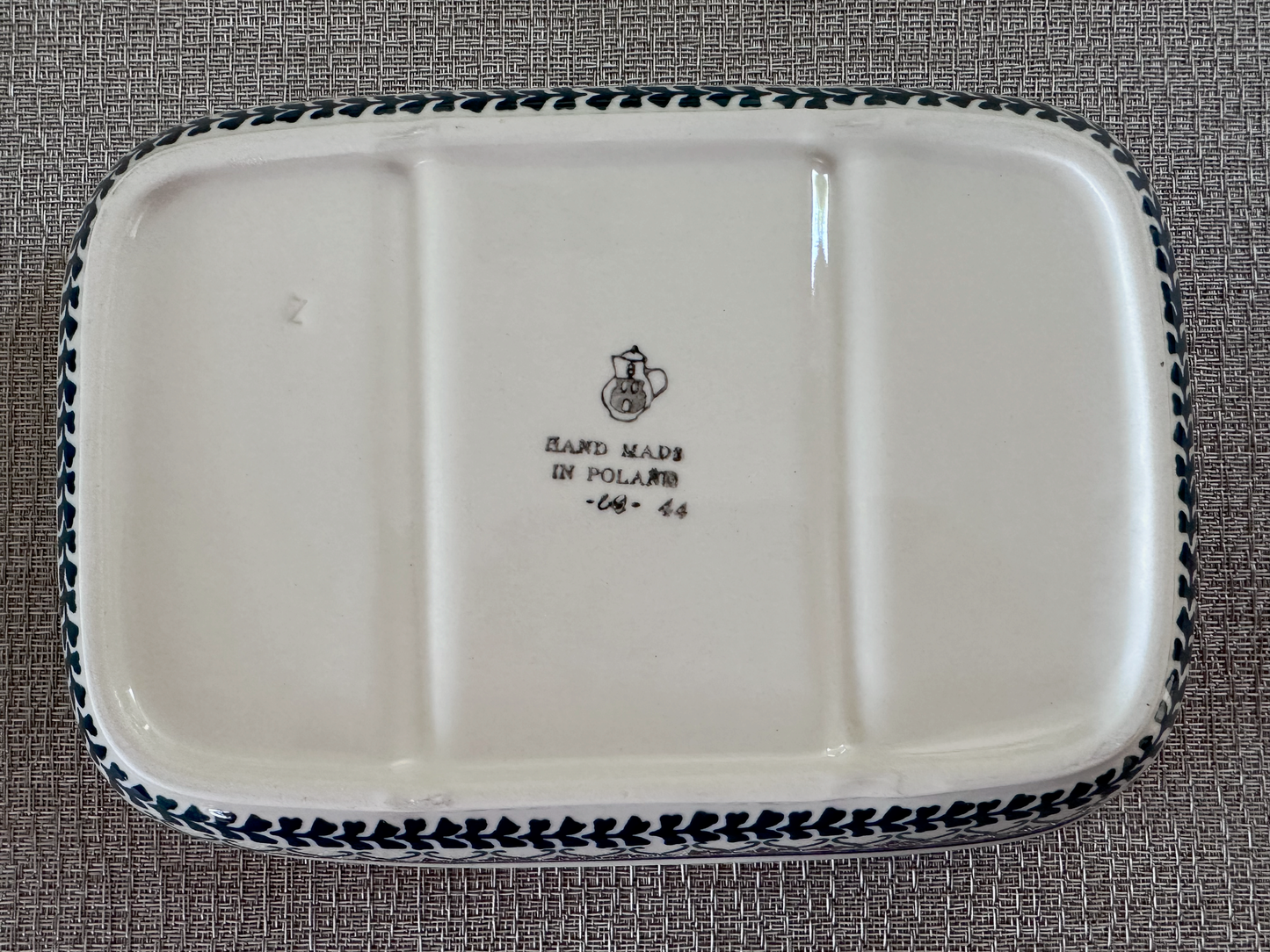 Ceramika Artystyczna – Bolesławiec Hand Made Polish Pottery - Rectangular Partitioned Serving Tray – 1 1/2"(H) x 7"(W) x 9 1/2"(L)