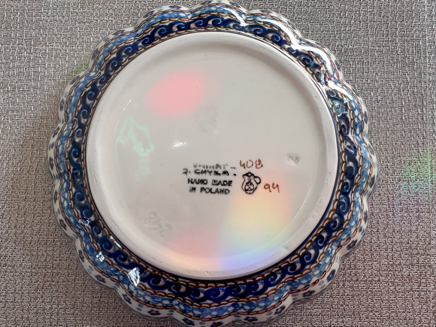 Ceramika Artystyczna – Bolesławiec Hand Made Polish Pottery - Round Scalloped Edge Serving / Quiche Dish – Artist Signed D. Cmyka – Unikat #408 – 3-Cup Capacity