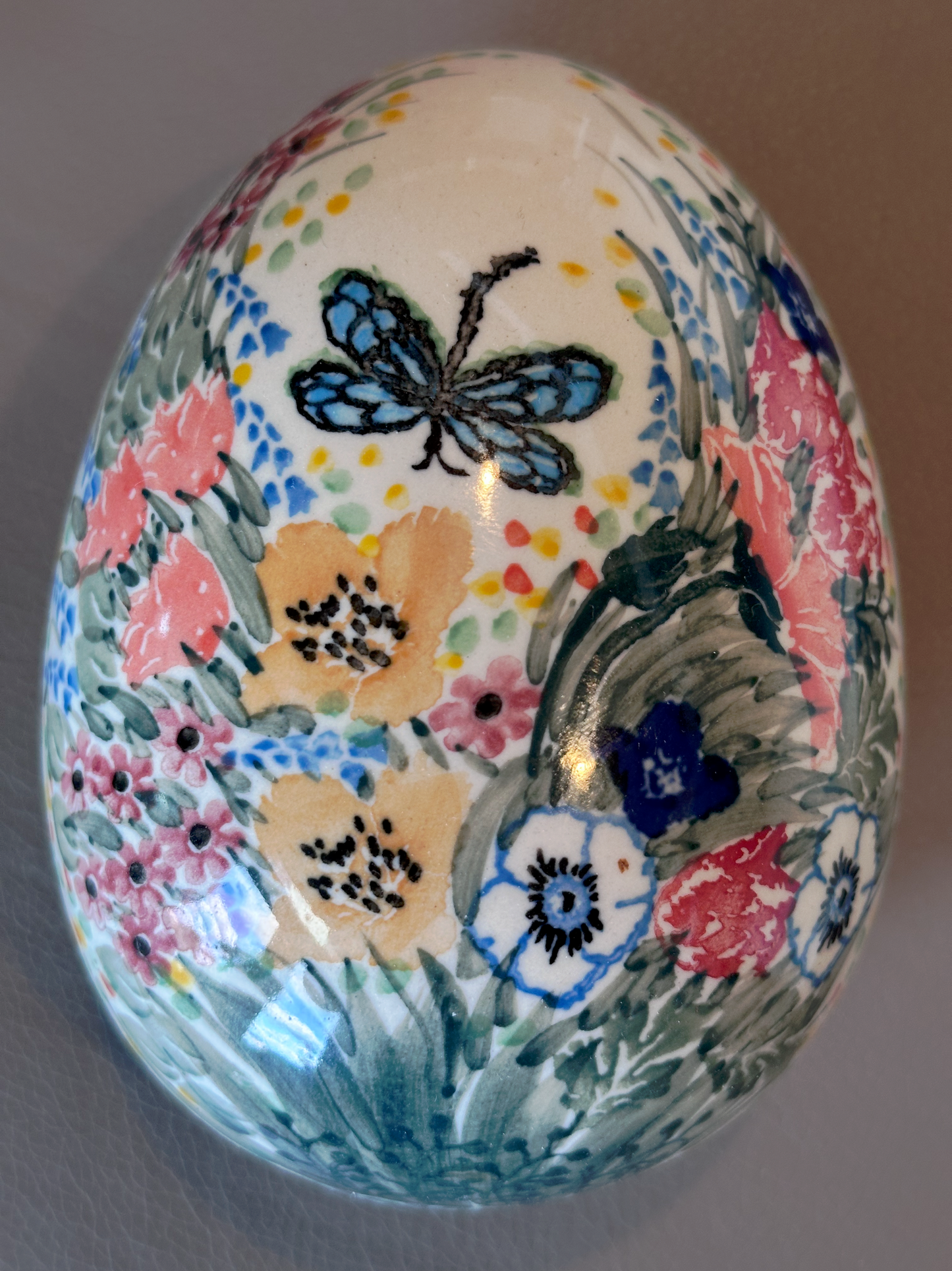 Ceramika Artystyczna Bolesławiec Polish Pottery - Hand-Painted - Egg Jar – Unikat #3352 “Dragonfly Meadow” – Artist Signed by T. Liana