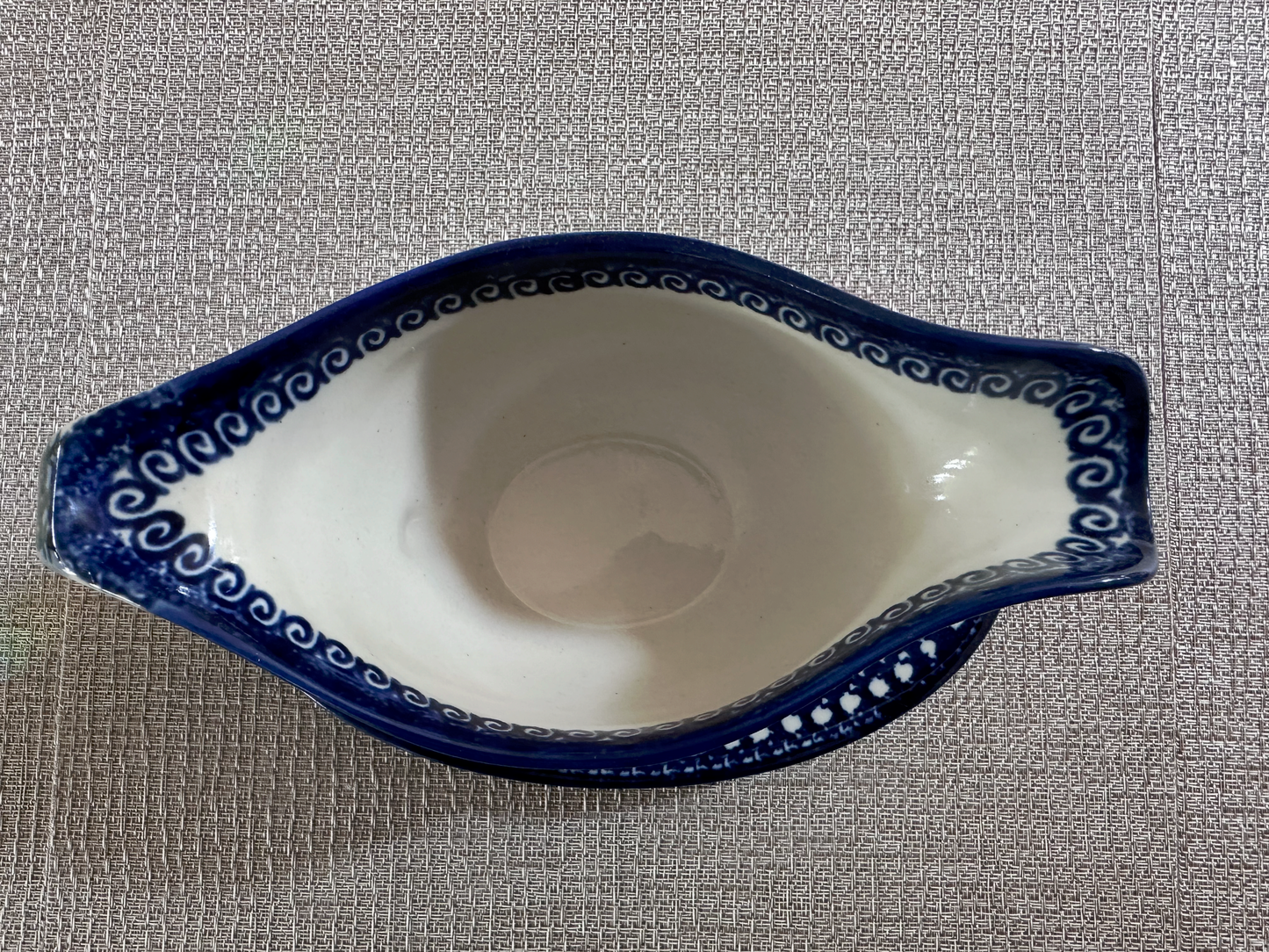 Zakłady Ceramiczne Bolesławiec Polish Pottery - Hand-Painted, Gravy Bowl with Saucer – UNIKAT #595 – Artist Signed by Anna Pasarbiore