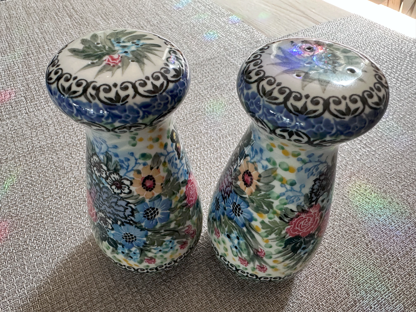 Ceramika Artystyczna Bolesławiec Polish - Handmade - Pottery Salt and Pepper Shaker Set – UNIKAT #3348 – Artist Signed by T. Liana