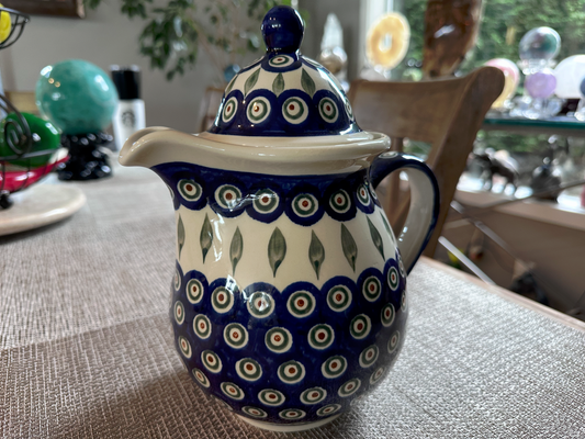 Zakłady Ceramiczne Bolesławiec Polish Pottery - Handmade - Pitcher with Lid – "Peacock Leaf" Pattern, 1 1/2 Qt