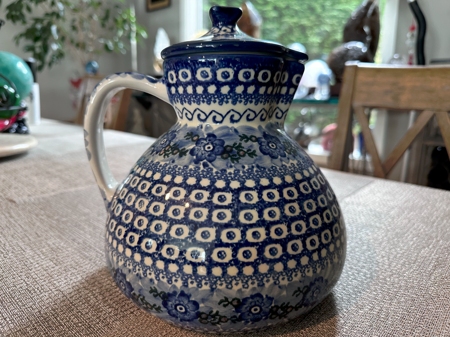 Ceramika Artystyczna – Bolesławiec Hand Made Polish Pottery – Coffee Server / Pitcher with Lid – Artist Signed A. Pasiergiewicz – Unikat #82 – 9" Tall - 2 1/2 Qt