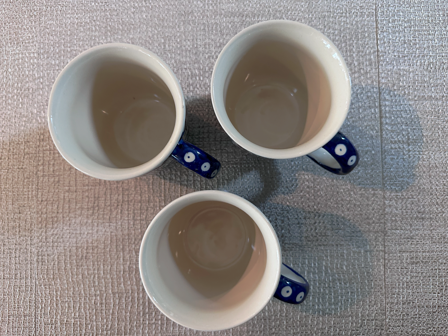 Zakłady Ceramiczne Bolesławiec Polish Pottery - Handmade - 8 (Oz) Coffee / Tea Cups – “Mosquito” Pattern - Set of 3