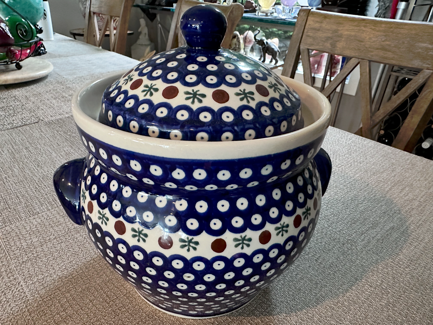 Zakłady Ceramiczne Bolesławiec Polish Pottery - Handmade - Large Lidded Internal Collar Container – "Mosquito" Pattern - 4 1/2 Qt