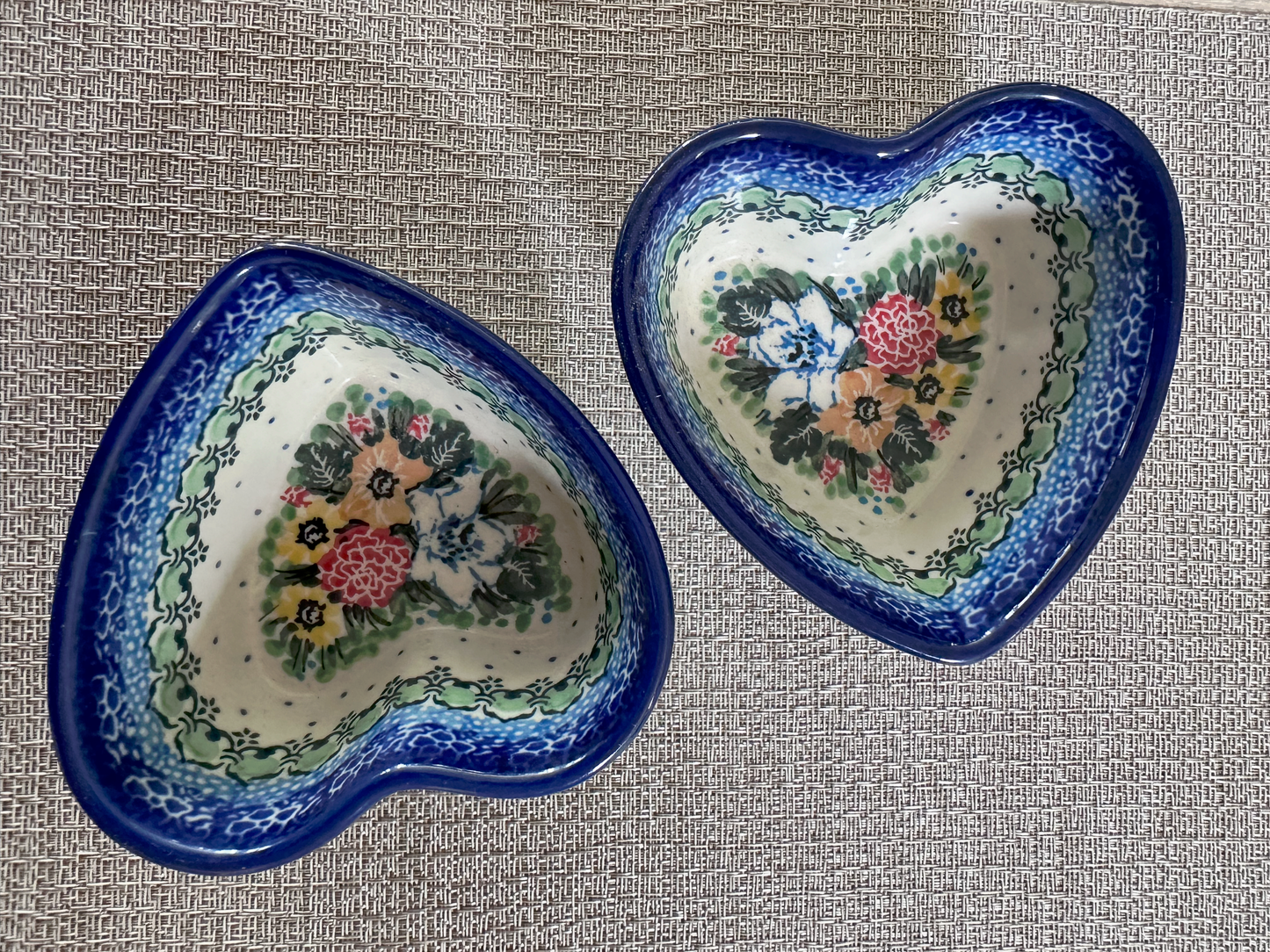 Ceramika Artystyczna Bolesławiec Polish Pottery – Heart Shaped Bowl Set (4pc) – Unikat #3247 and #3345 “T. Liana” – Handmade &amp; Artist Signed - 4 Oz