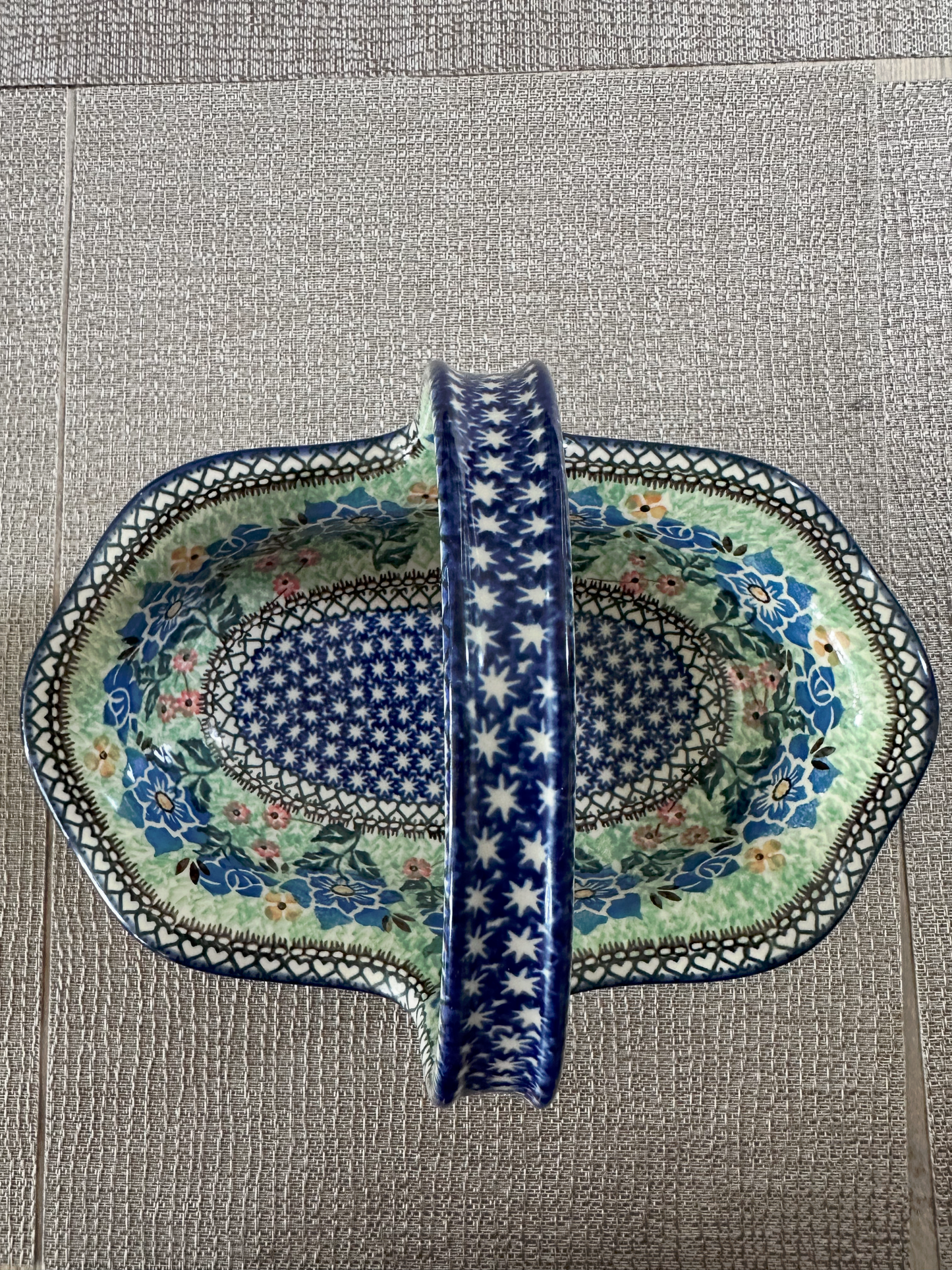 Ceramika Artystyczna – Bolesławiec Hand Made Polish Pottery - Oval Basket with Handle – “Presence of Love” Pattern – Unikat #1973 – Limited Edition 2007 – Artist Signed: Teresa Andrukiewicz