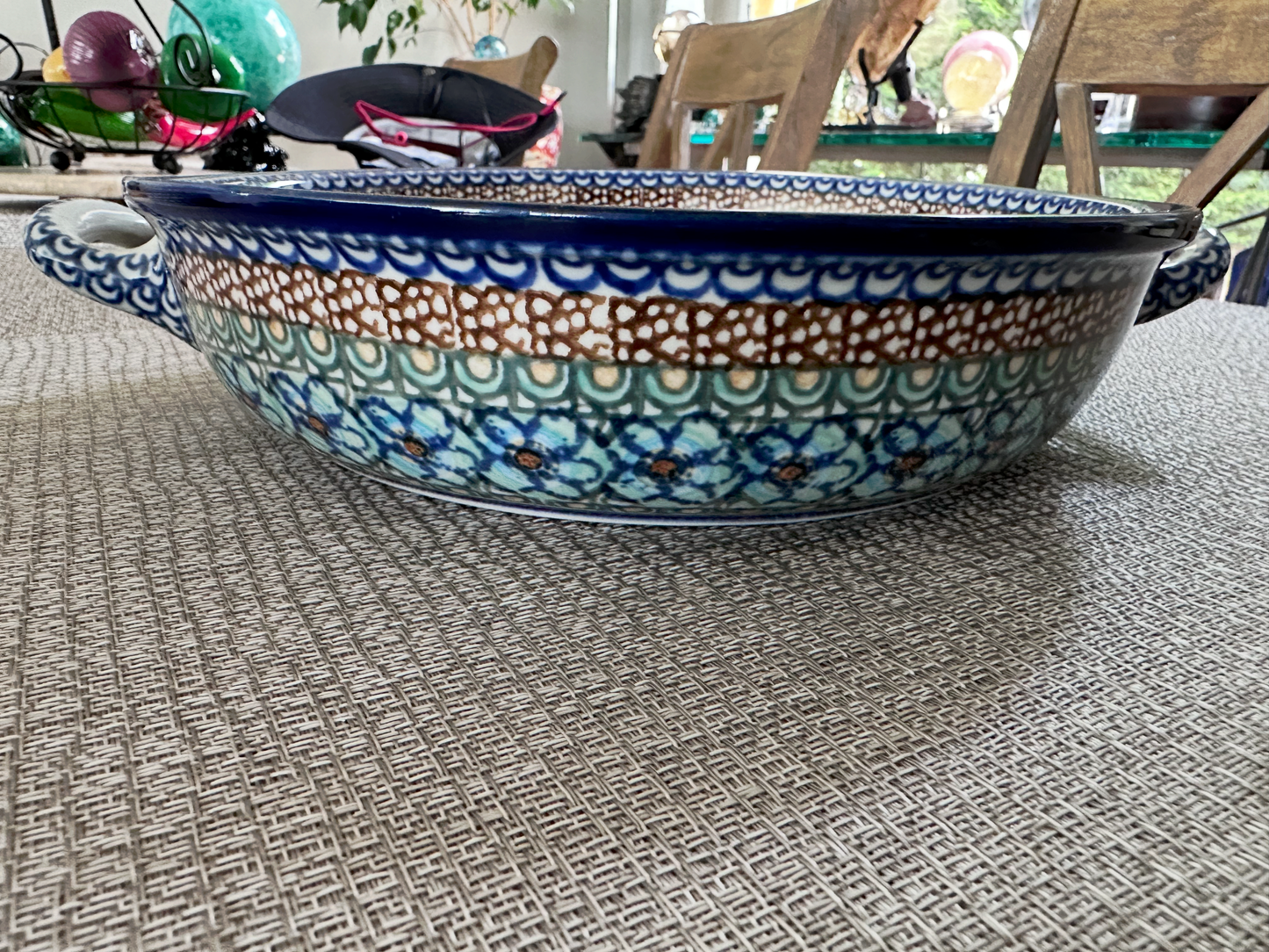 Ceramika Artystyczna – Bolesławiec Hand Made Polish Pottery - Round Baker with Handles – Artist Signed Hareyla Iwicka – "Aztec Sky" Pattern – Unikat #157 – 1 Quart