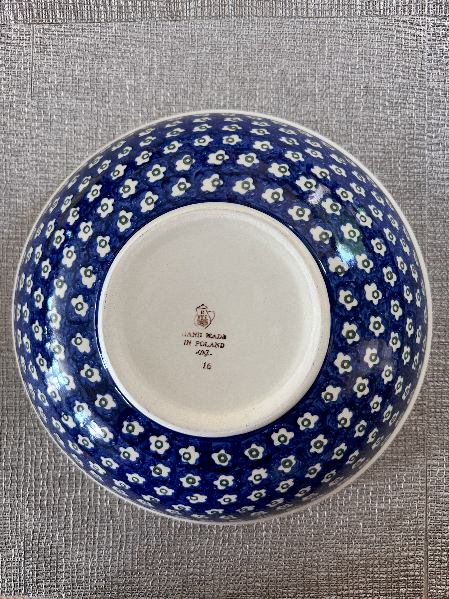 Ceramika Artystyczna – Bolesławiec Hand Made Polish Pottery – 12" Round Serving Bowl – "Blue Confetti" Pattern – 4 Quart Capacity
