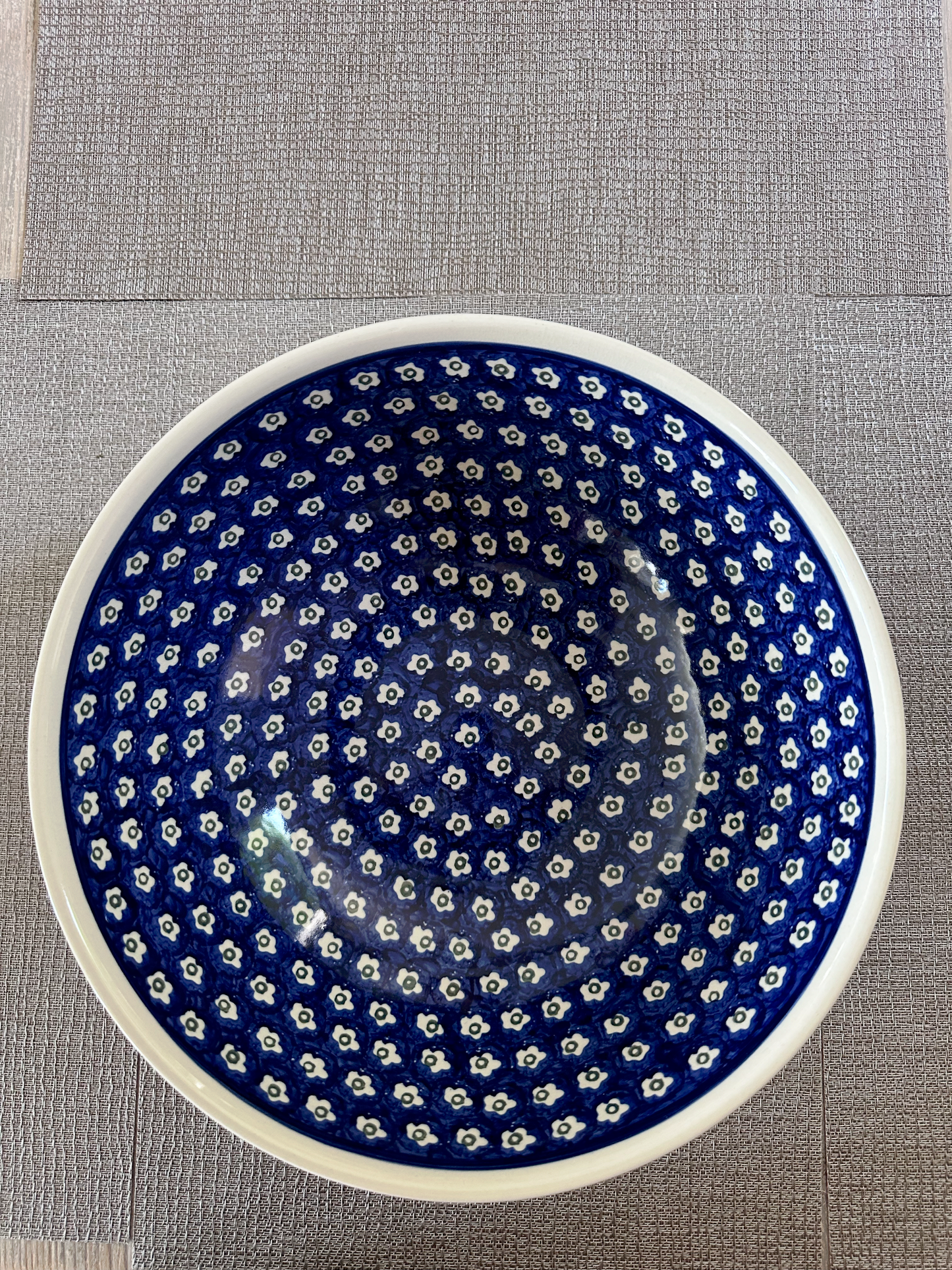 Ceramika Artystyczna – Bolesławiec Hand Made Polish Pottery – 12" Round Serving Bowl – "Blue Confetti" Pattern – 4 Quart Capacity