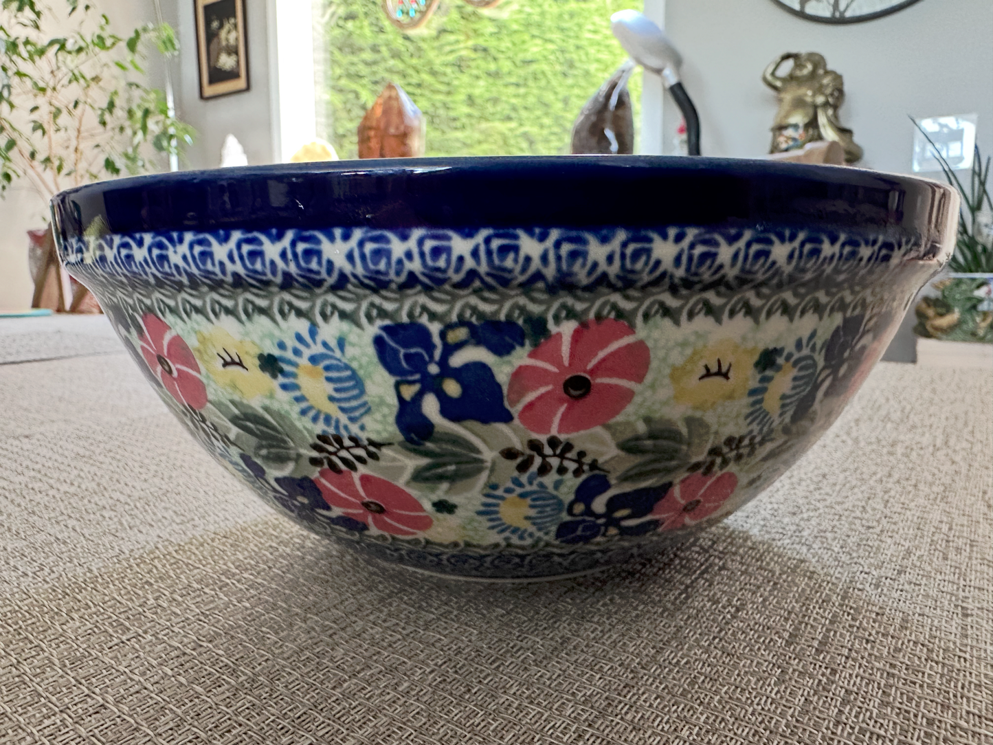 Ceramika Artystyczna – Bolesławiec Hand Made Polish Pottery Serving Bowl – Special Edition “A Walk Through My Garden” Pattern – Artist Signed M. Starzyk - Unikat #2387 – 1.5 Qt