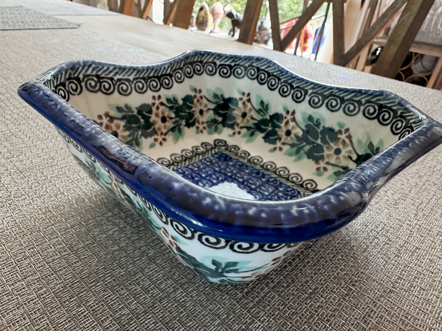 Ceramika Artystyczna – Bolesławiec Hand Made Polish Pottery - Artist Signed E. Deptula – Unikat #1111 - Wavy Edge Square Dish – 2 Cup Capacity