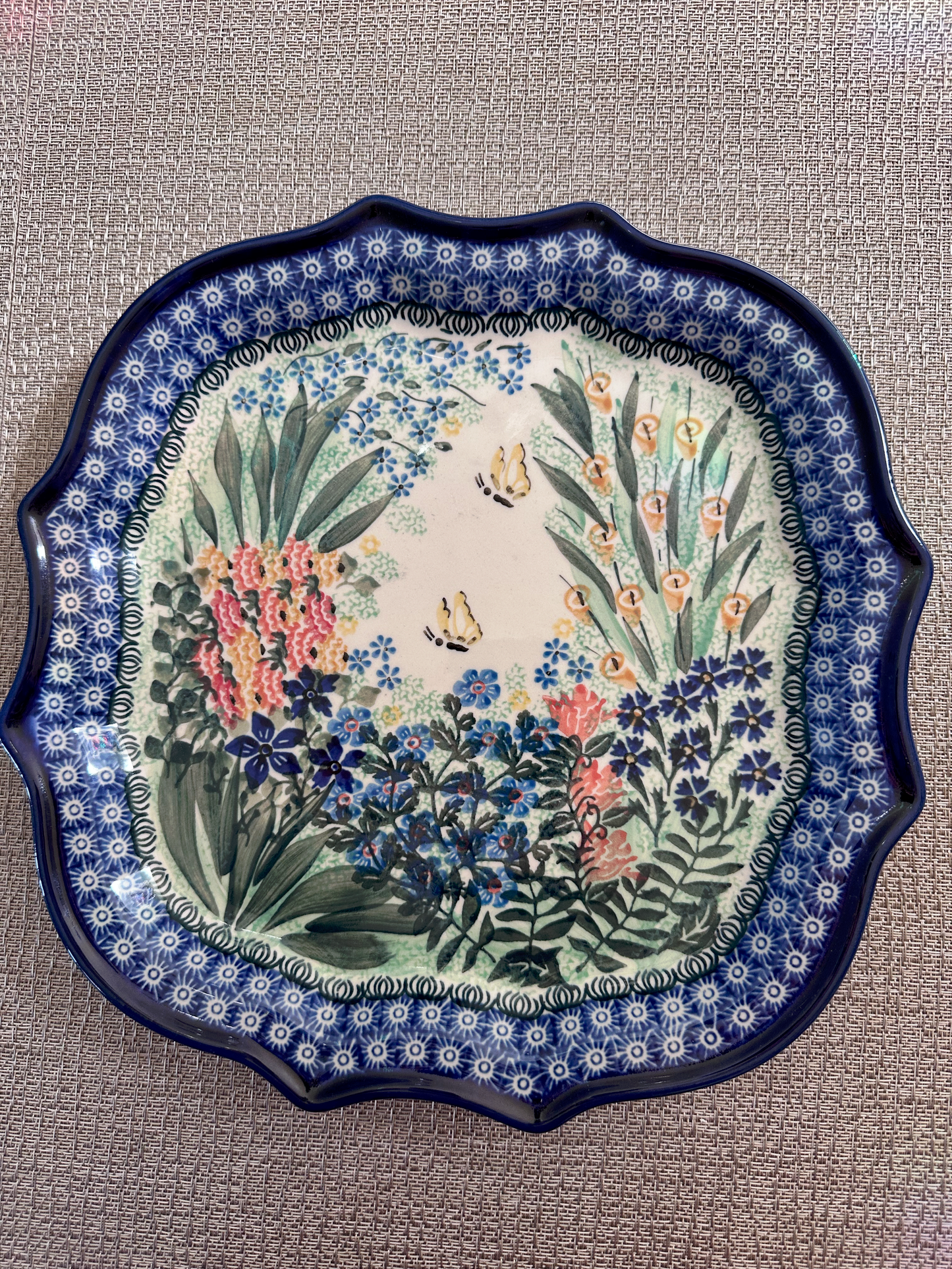 Ceramika Artystyczna – Bolesławiec Hand Made Polish Pottery - 10 3/4" Square Fluted Edge Platter – Artist Signed I. Maczka– Unikat #2382 – Limited Edition 2008 “My Garden Window” Pattern&nbsp;