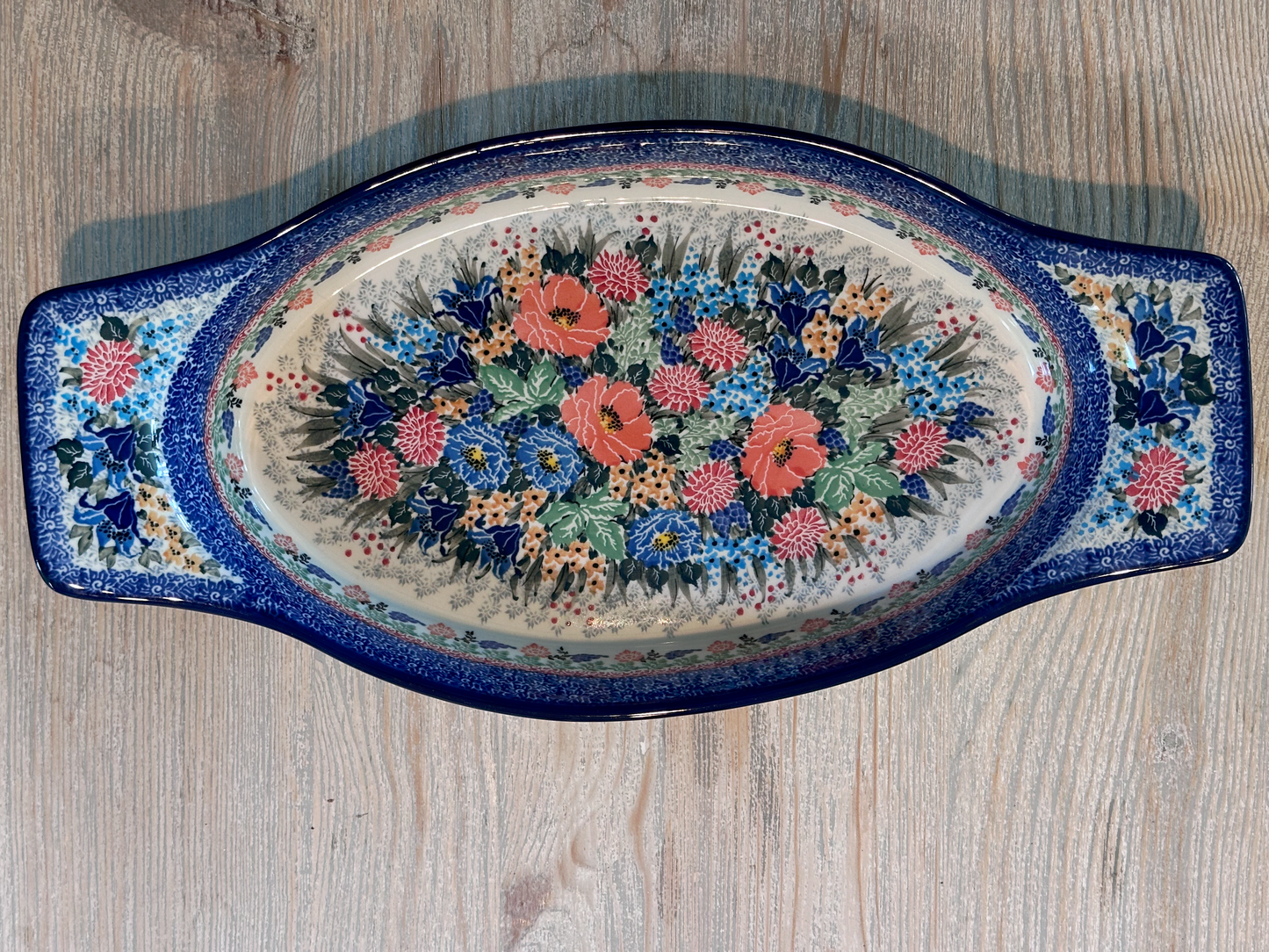 Ceramika Artystyczna – Bolesławiec Hand Made Polish Pottery - Large Oval Serving / Baking Dish – Artist Signed T. Liana – Limited Edition “Sweet Sentimental Feelings” Pattern – Unikat #4055