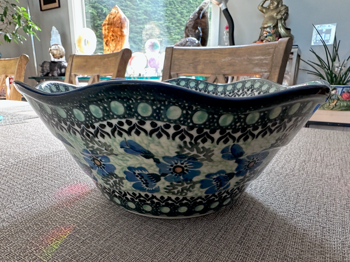 Ceramika Artystyczna – Bolesławiec Hand Made Polish Pottery - Round Wavy Edge Serving Dish – Artist Signed K. Kędzierska – Unikat #1012 – 1.25 Qt Capacity