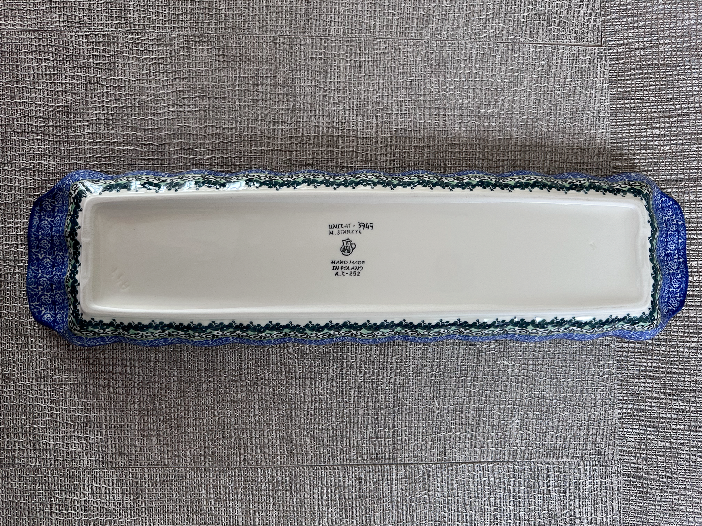 Ceramika Artystyczna – Bolesławiec Hand Made Polish Pottery - 20"(L) Serving Tray – Artist Signed M. Starzyk – Unikat #3747