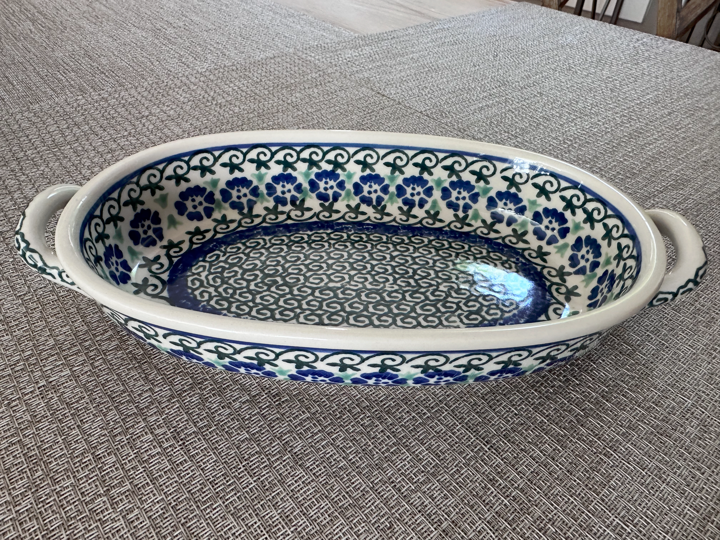 Ceramika Artystyczna – Bolesławiec Hand Made Polish Pottery - Oval Casserole / Au Gratin Baker with Handle – 8 Oz Capacity