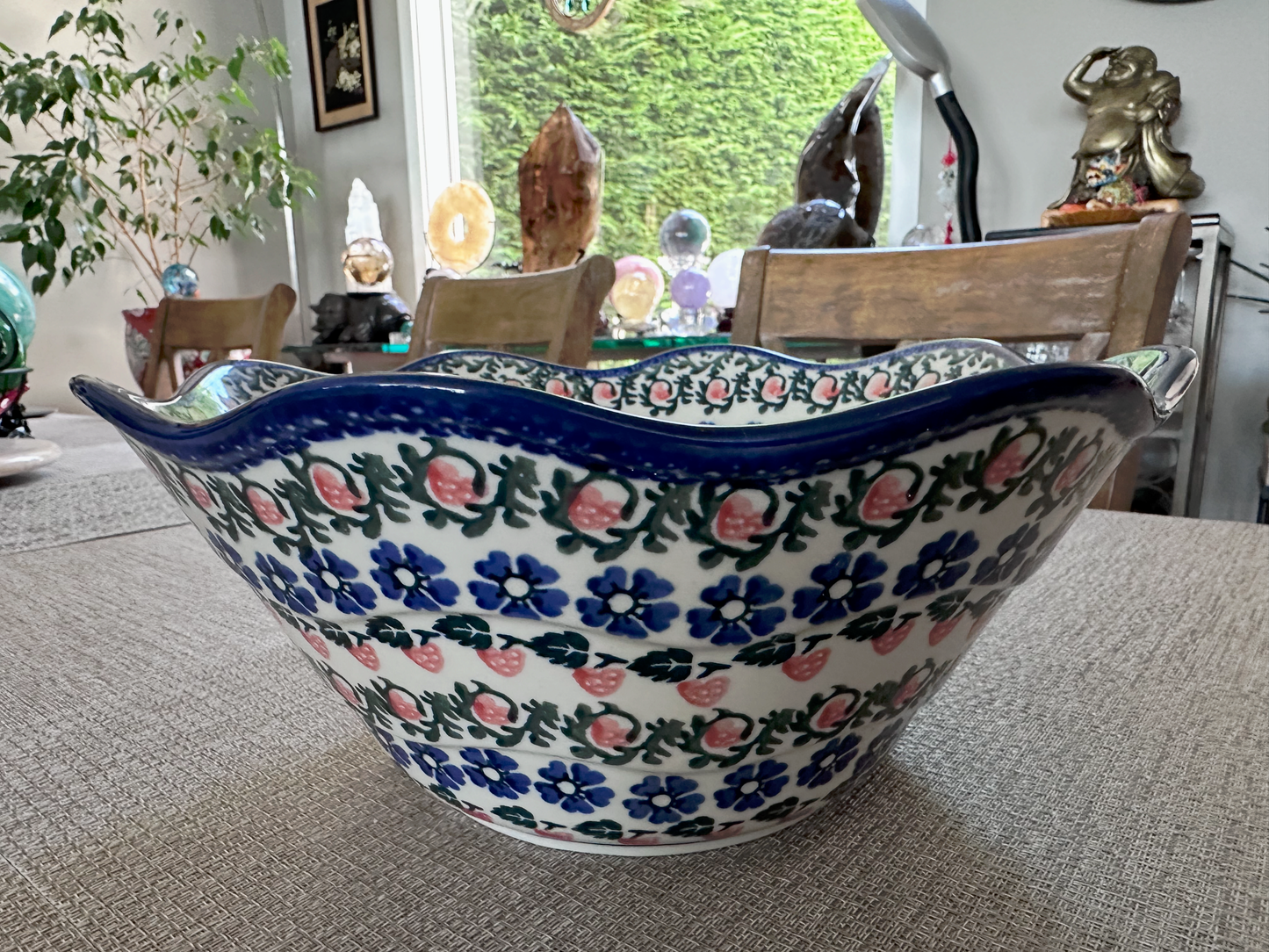 Ceramika Artystyczna – Bolesławiec Hand Made Polish Pottery - Round Wavy Edge Serving Dish – 3 Qt Capacity