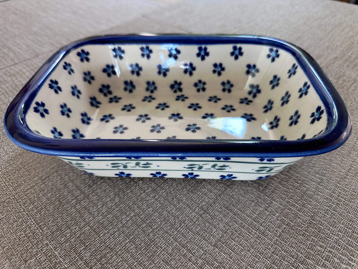 Zakłady Ceramiczne – Bolesławiec Hand Made Polish Pottery - Rectangular Baking / Serving Dish – 30 Oz Capacity