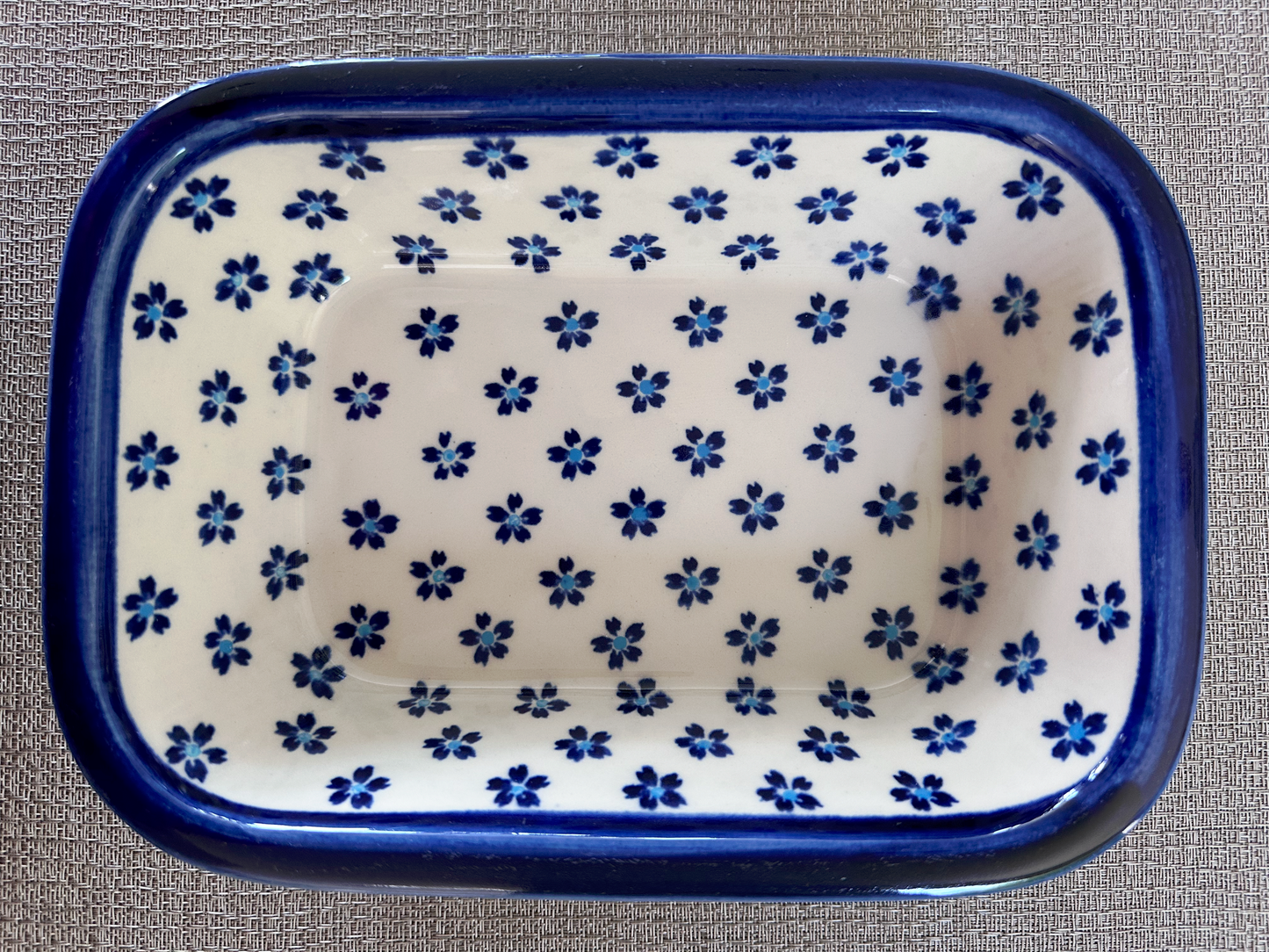 Zakłady Ceramiczne – Bolesławiec Hand Made Polish Pottery - Rectangular Baking / Serving Dish – 30 Oz Capacity
