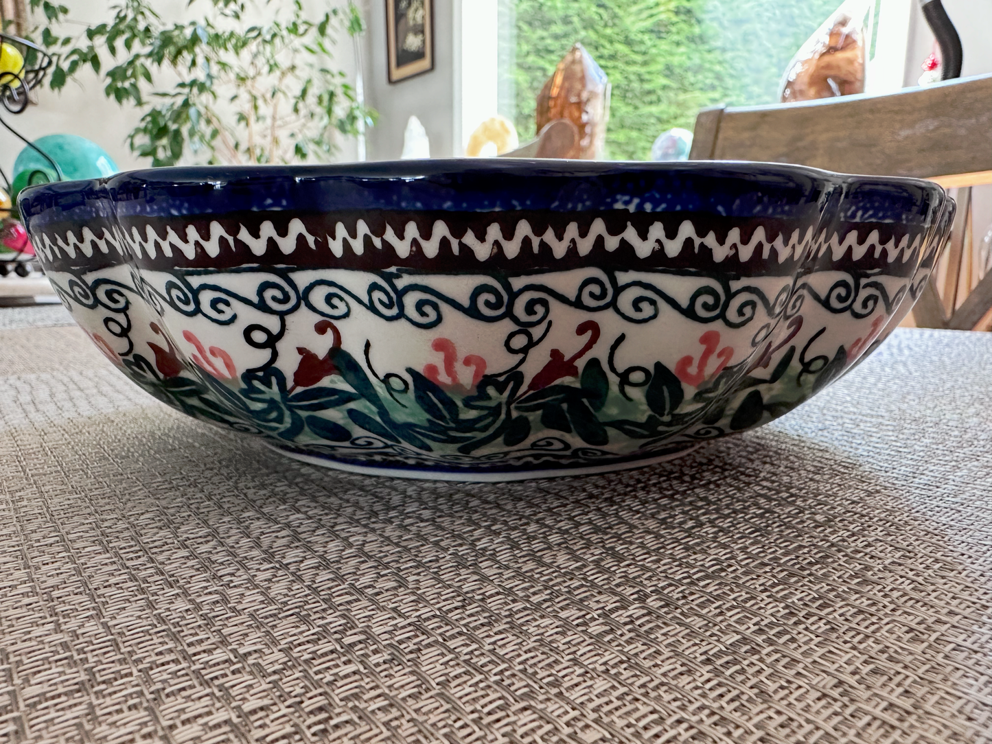 Ceramika Artystyczna – Bolesławiec Hand Made Polish Pottery - Round Scalloped Edge Serving Dish – Artist Signed D. Knapik – Unikat #1382 – 2-Cup Capacity