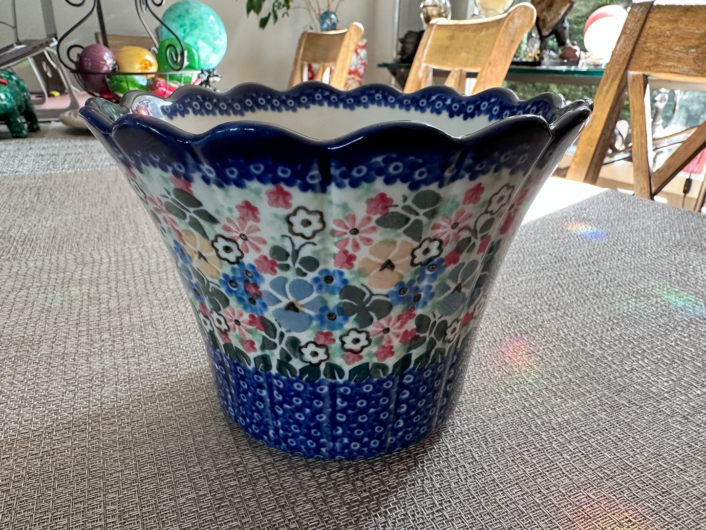 Ceramika Artystyczna – Bolesławiec Hand Made Polish Pottery - Round Flower Pot – Unikat #1589 - Artist Signed M. Starzyk – 7" Diameter