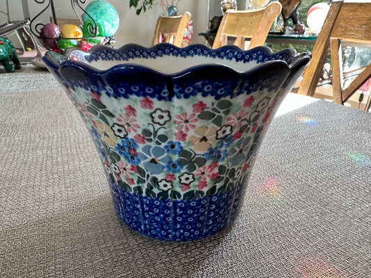 Ceramika Artystyczna – Bolesławiec Hand Made Polish Pottery - Round Flower Pot – Unikat #1589 - Artist Signed M. Starzyk – 7" Diameter