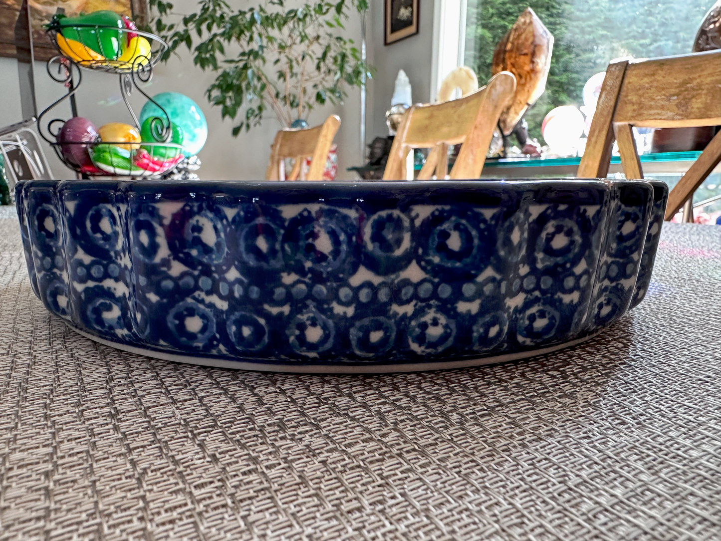 Ceramika Artystyczna – Bolesławiec Hand Made Polish Pottery - Round Scalloped Edge Serving / Quiche Dish – Artist Signed L. Lenkiewicz – Unikat #742 – 3-Cup Capacity